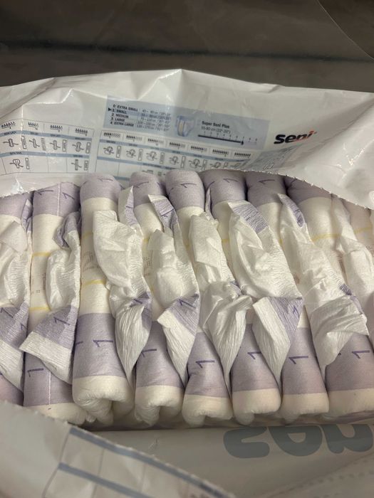 Seni Super Plus, pieluchomajtki dla dorosłych, rozmiar S, 20 szt.