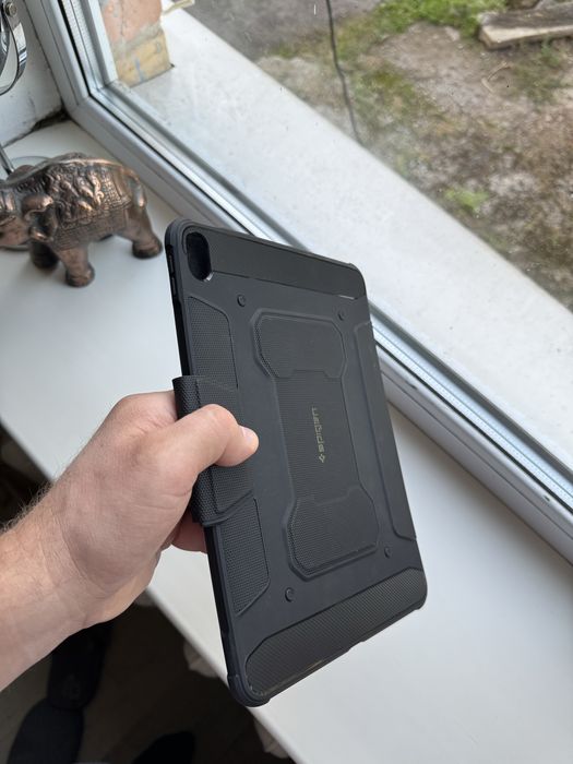 Як новий Чохол Spigen для iPad Air 4 - 5