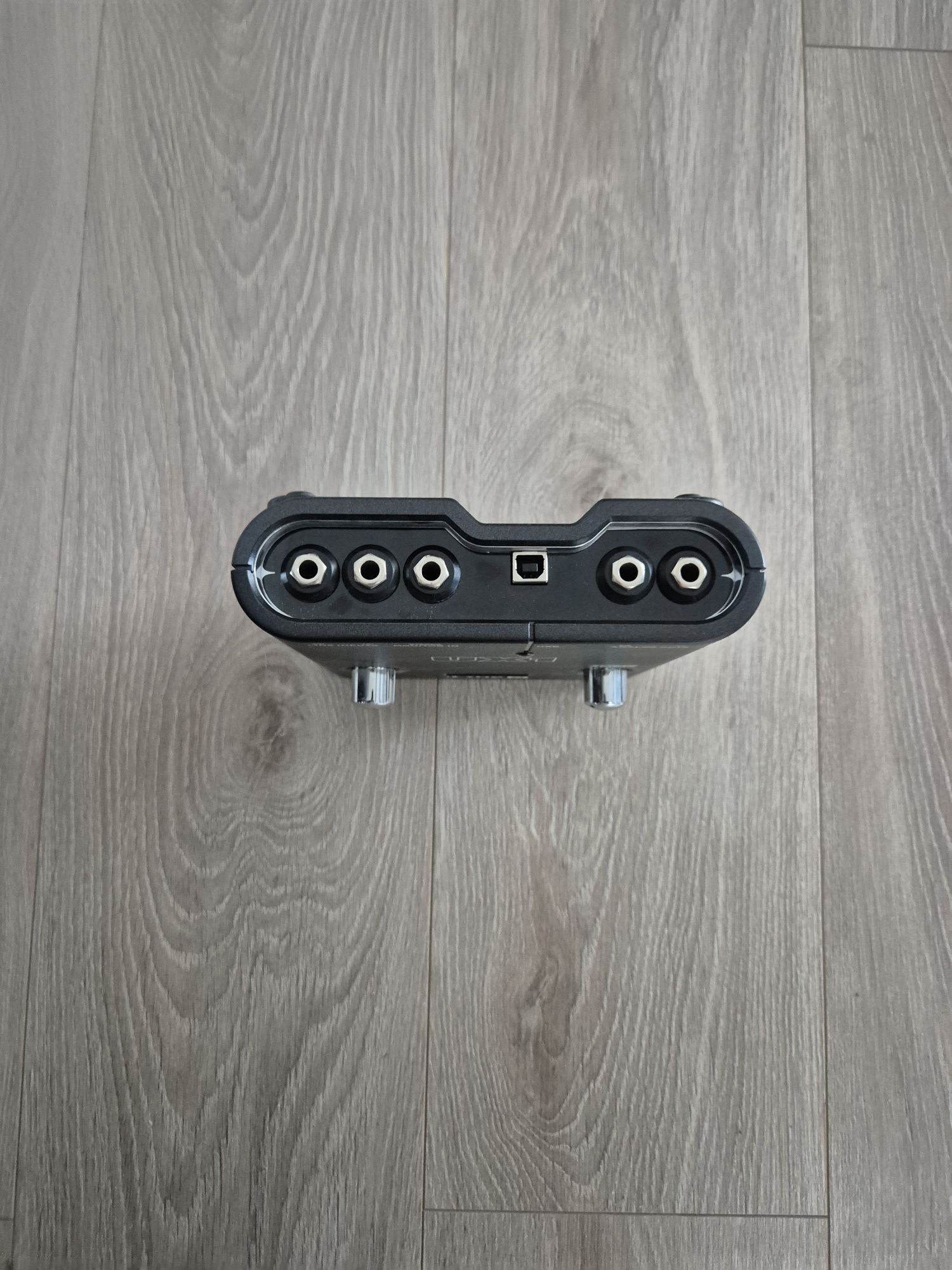 Sprzedam Line 6 POD studio