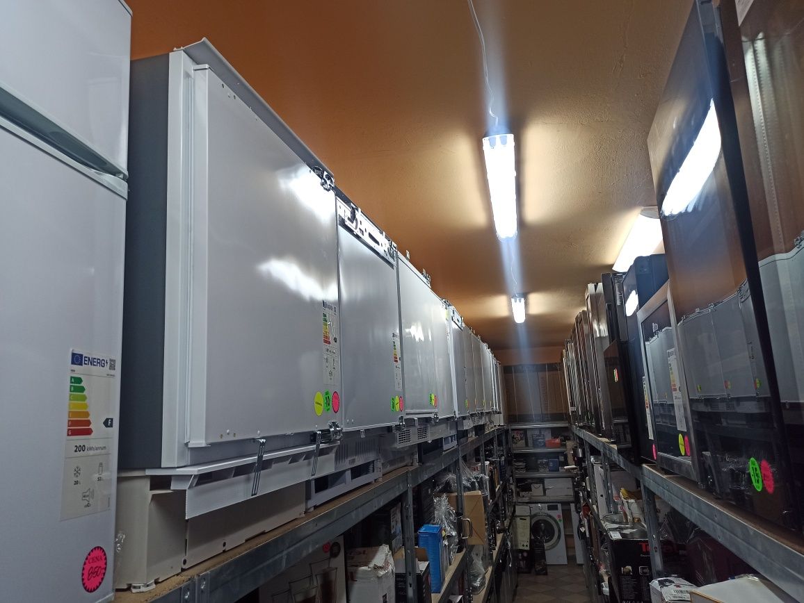 OUTLET Wspólna 6 Janki Lodówka chłodziarka podblatowa do zabudowy 82cm