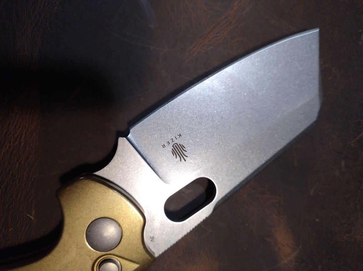 Kizer Sheepdog brass