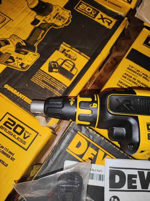 Комплект  DCF620