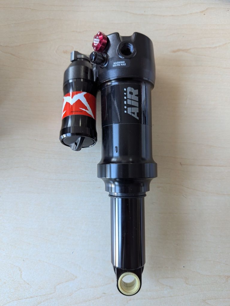 Damper Marzocchi Bomber Air Sweep-Adj Evol LV Trunnion ( 185 x 55 )
