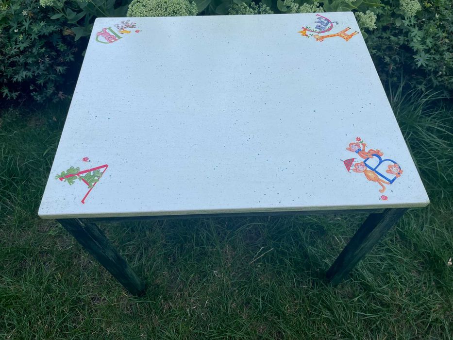 Stolik dziecięcy IKEA komplet z zegarem decoupage