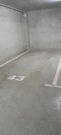 Miejsce parkingowe w garażu podziemnym Rezerwacja