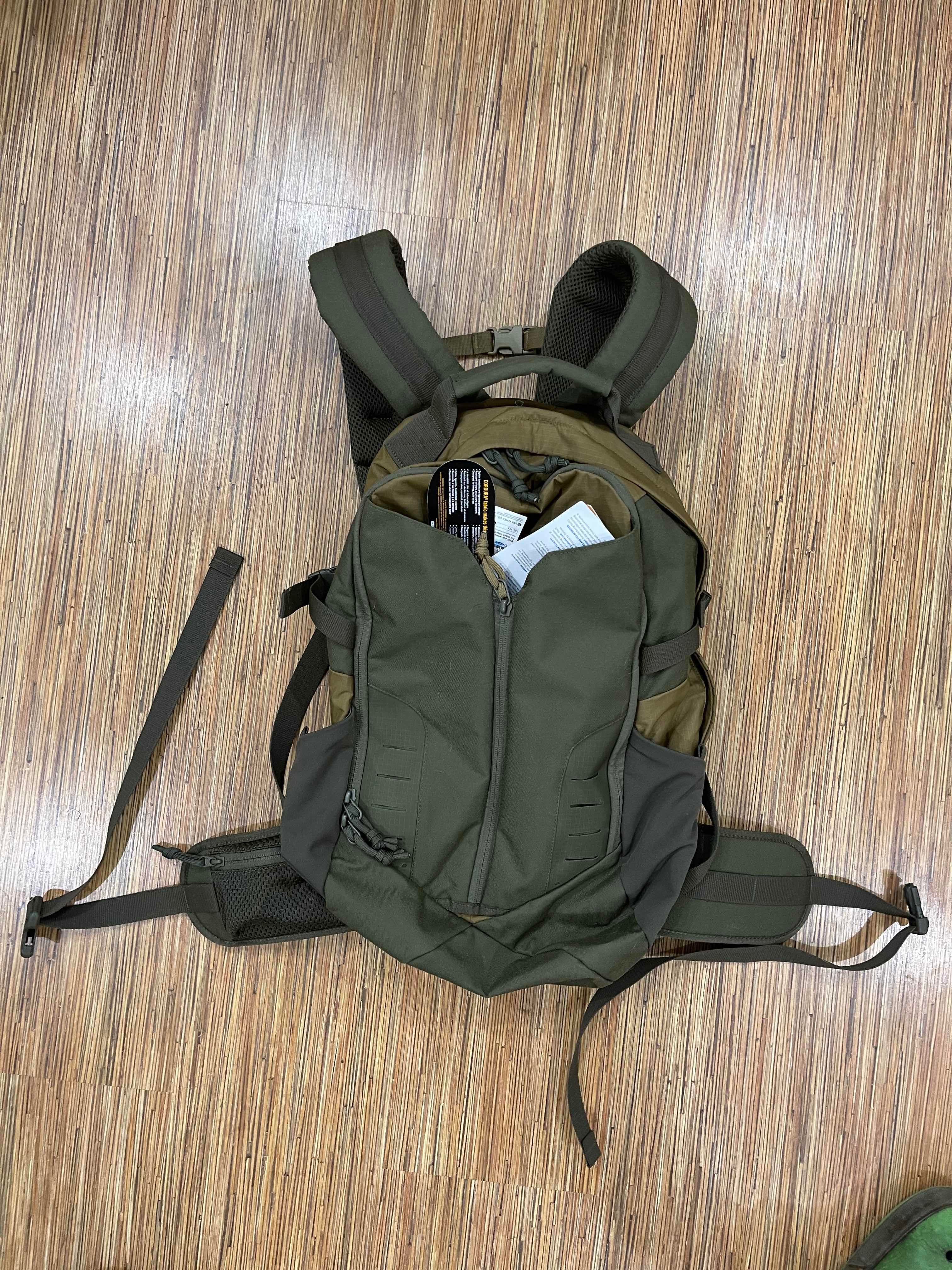 Новый рюкзак Tasmanian Tiger Tac Pack 22 Olive/ Coyote + Raincover.