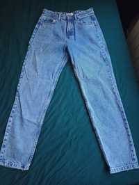 Niebieskie spodnie jeansowe wysoki stan mom fit Sinsay 36