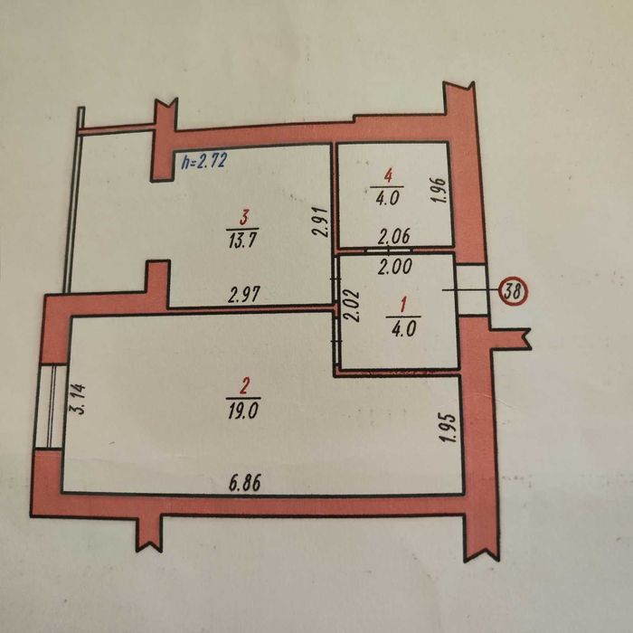 1к, новобудова біля парку і озера , мінімальне оформлення, поверх сер