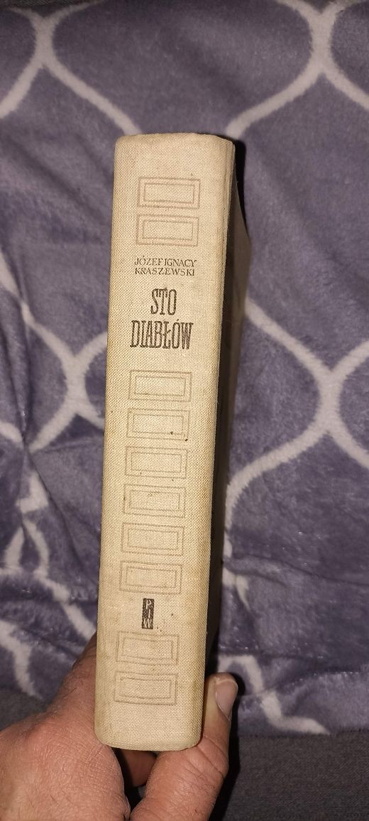 Sto diabłów Józef Ignacy Kraszewski