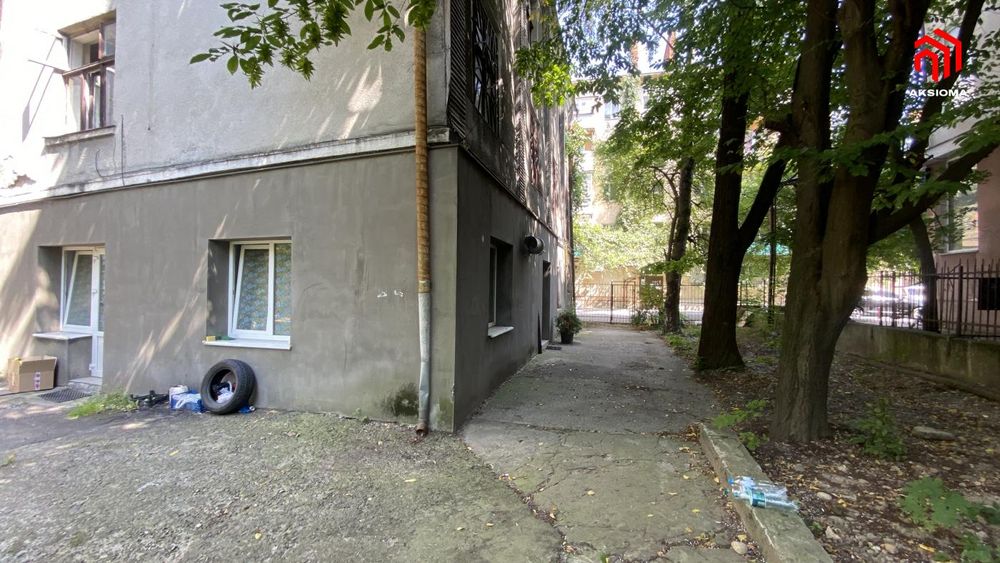 Продаж комерції в центрі