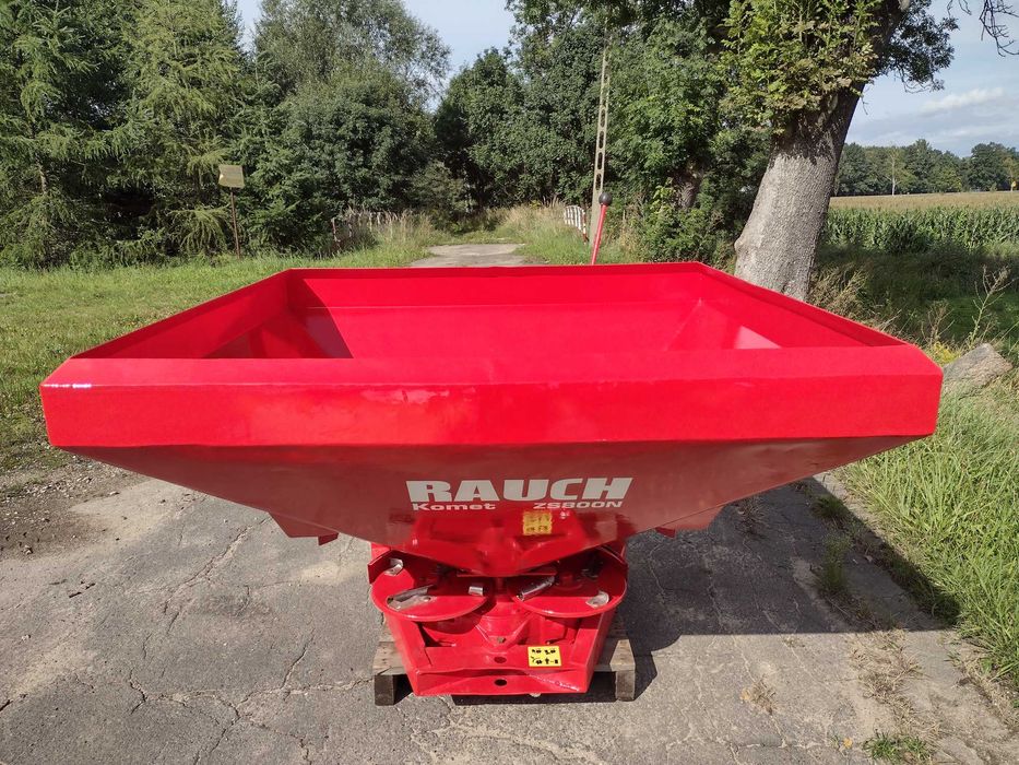 Rozsiewacz Rauch, 800 litrów, jak nowy
