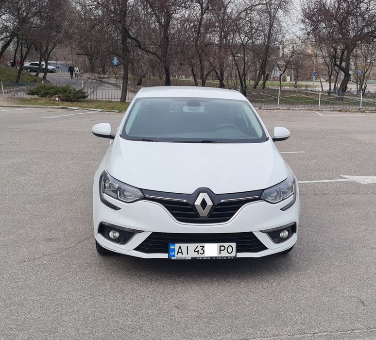 Renault Megane Sedan. ОФІЦИАЛ