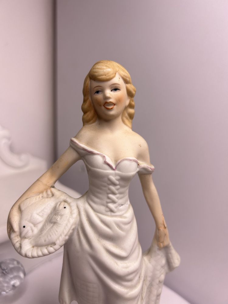Ceramiczna figurka dama nr.6614
