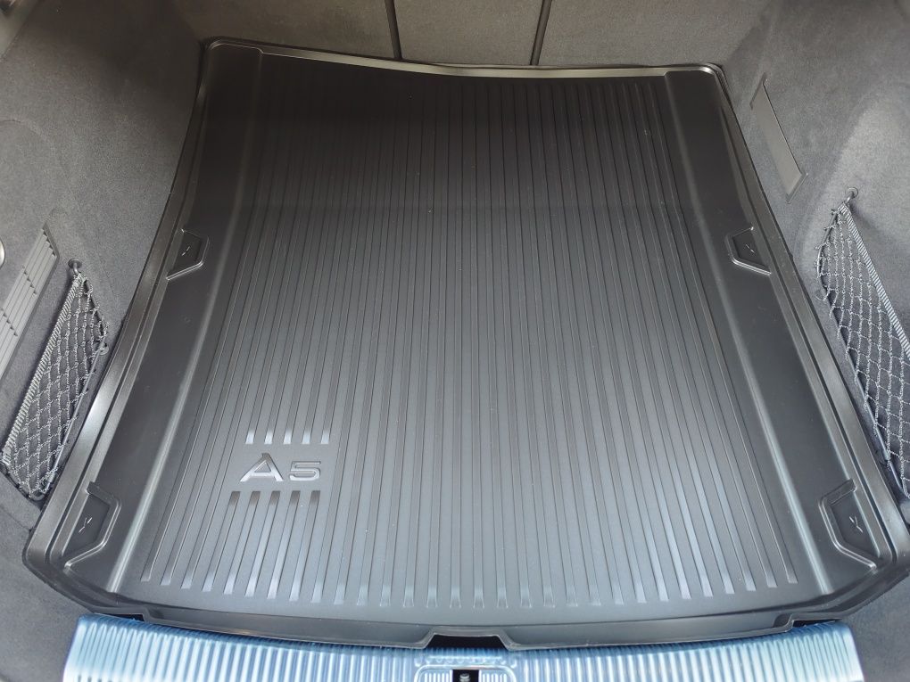 Mata do bagażnika Audi A5 F5 nowa oryginał OEM