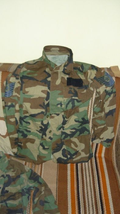 Bluza S wojskowa BDU Woodland US Army mundurowa mały rozmiar naszywki