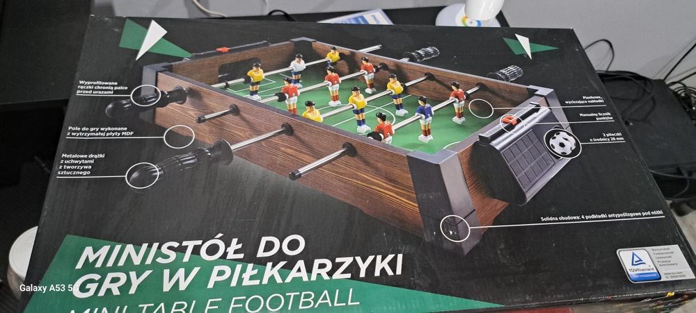 Gra piłkarzyki drewniane