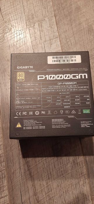 Zasilacz Gigabyte 1000w-bez kabli