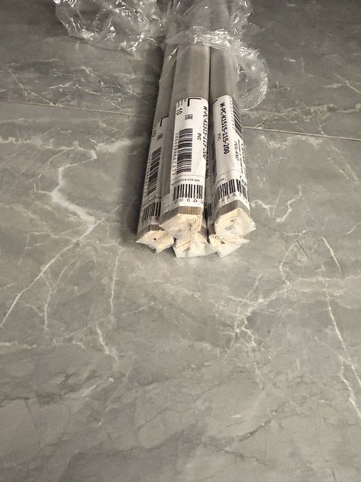Kątownik PVC 15*15 DĄB