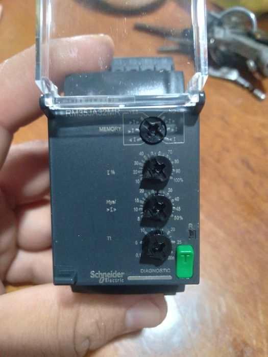 Реле контролю струму 0.3-15А RM35JA32MR
