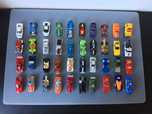40 Carros Hot wheels+caixa