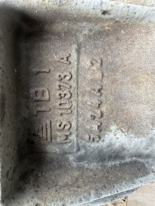 Most tylny dodge dakota durango 4.7 v8 benzyna