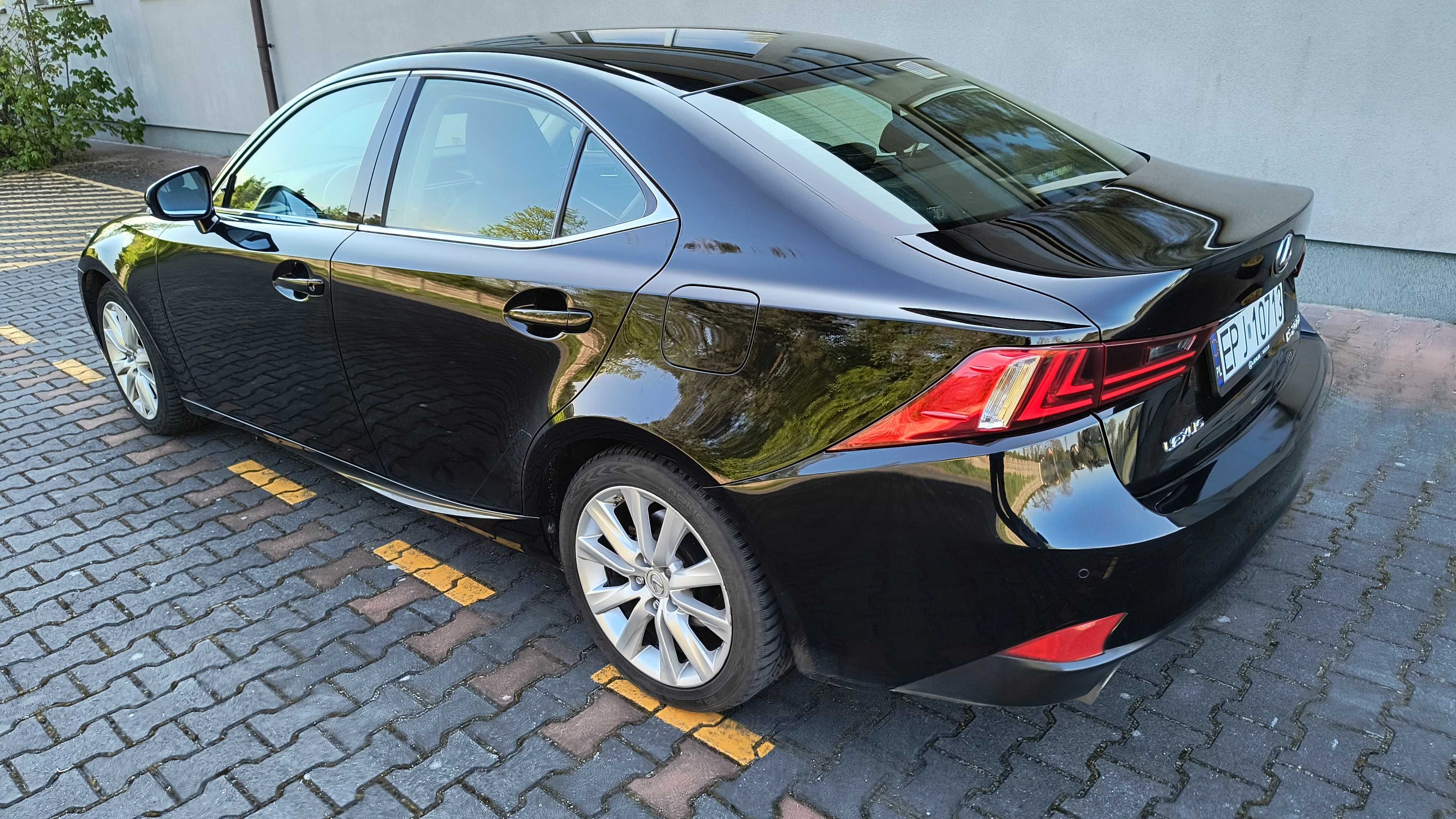 Lexus IS200T Elite + Business - salon PL - 2015 - 245KM