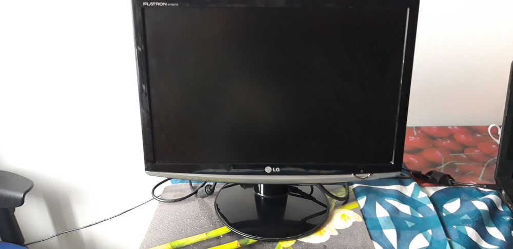 Monitor LG Flatron W1952 TQ-PF