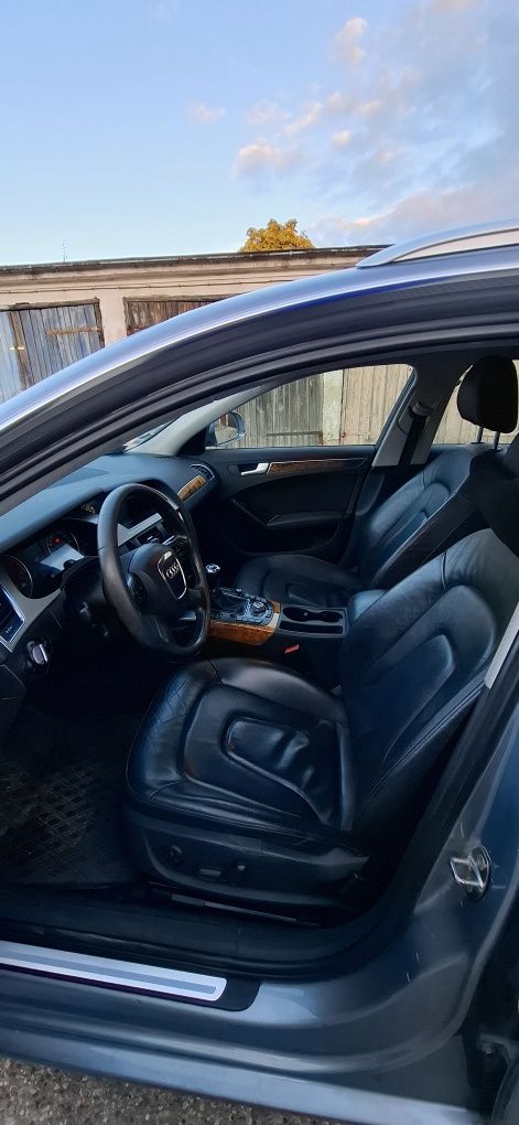 Audi A4 B8 2.0 TDi kombi skóry bixenon