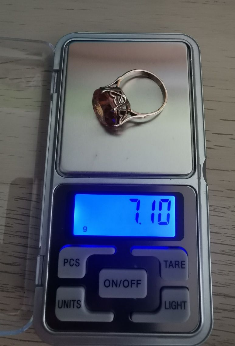 Złoty pierścionek 583 Warmet cytryn serduszka