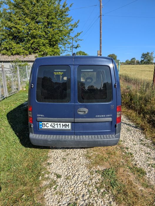 Opel Combo 2006р. 1.3 дизель  з кондиціонером  Терміново!