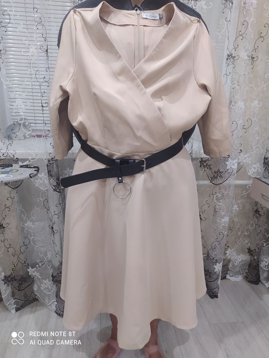 Елегантна   сукня