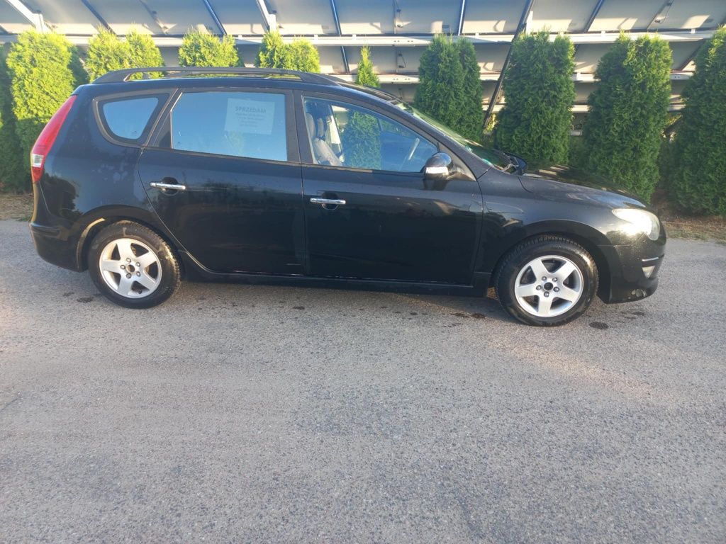 I30CW  1.6 crdi 90km