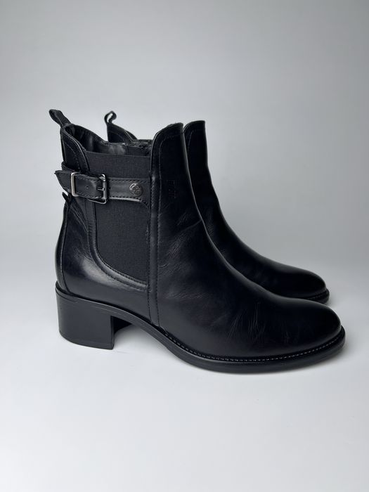 40р. Жіночі шкіряні черевики Dasia Швеція