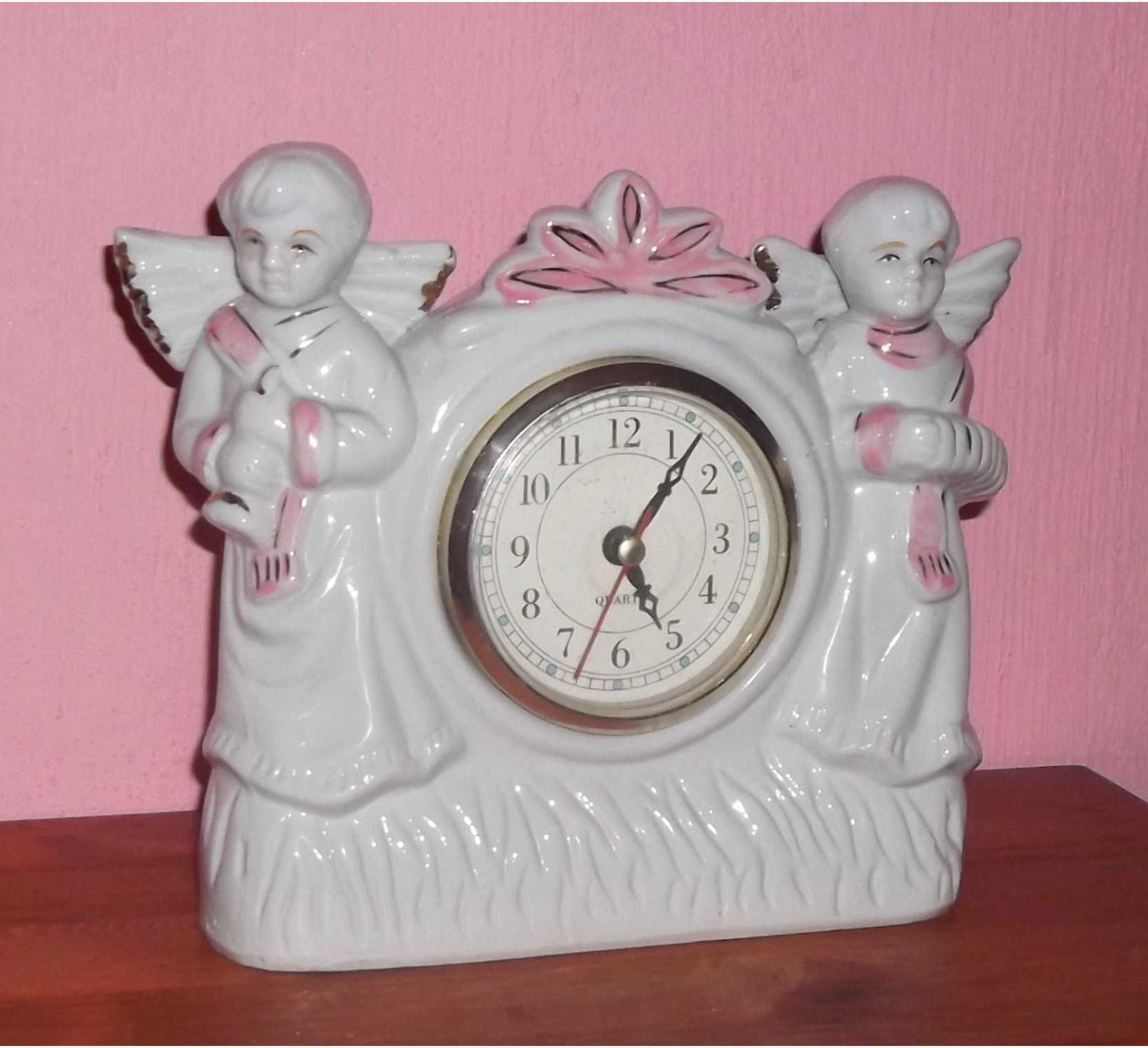 Zegar kominkowy z aniołkami - porcelana