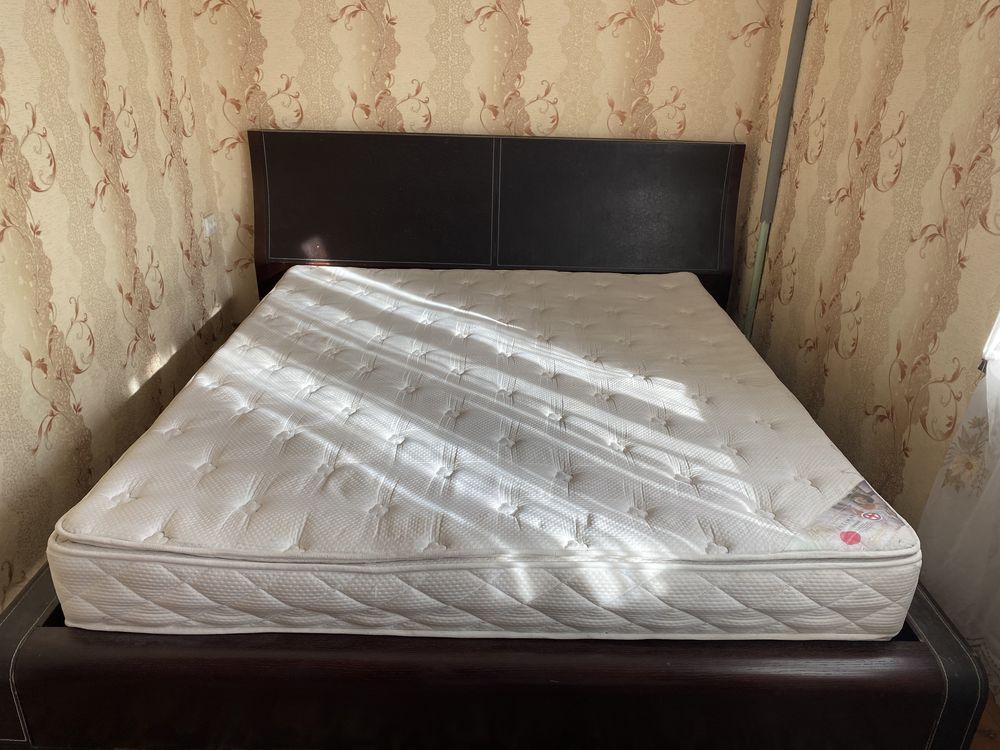 Кровать евро 2*1.8 с ортопедическим матрасом Продажа только Бердянск
