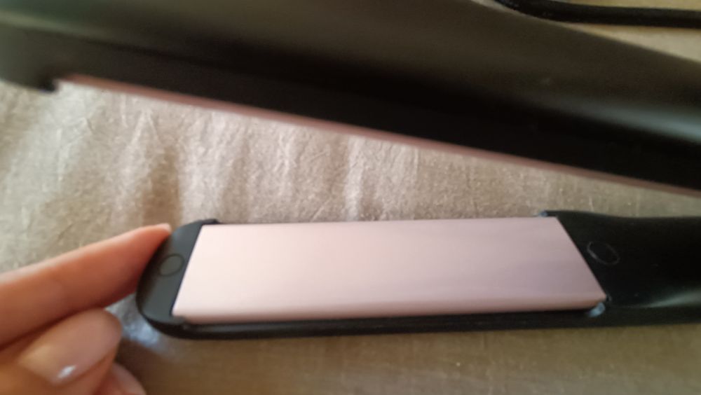 Prancha alisadora Philips - Nova