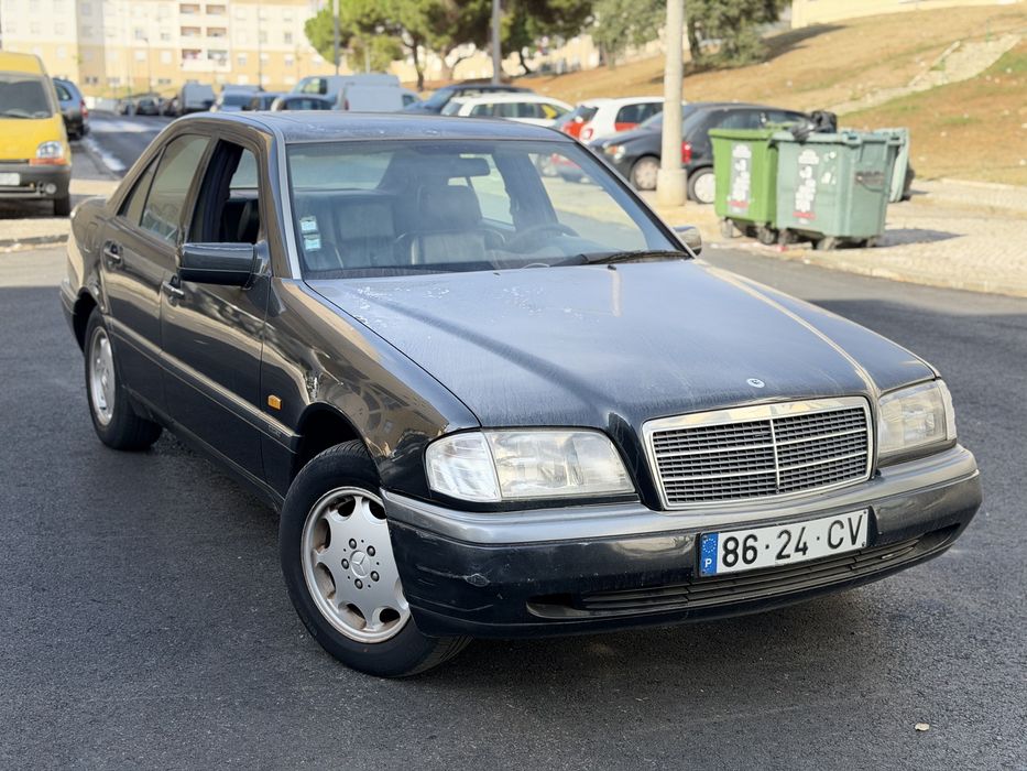 Mercedes-Benz C180 - Cx Auto
