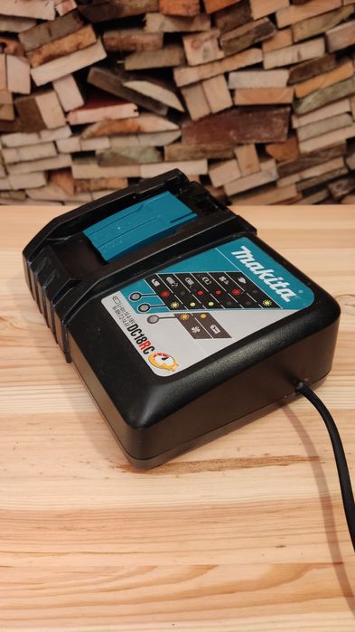 Ładowarka Makita DC18RC, szybka, w dobrym stanie