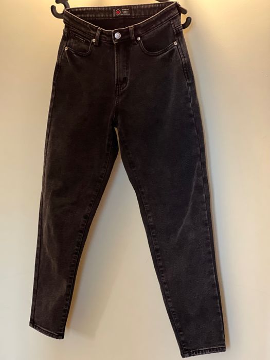 Джинси мом жіночі