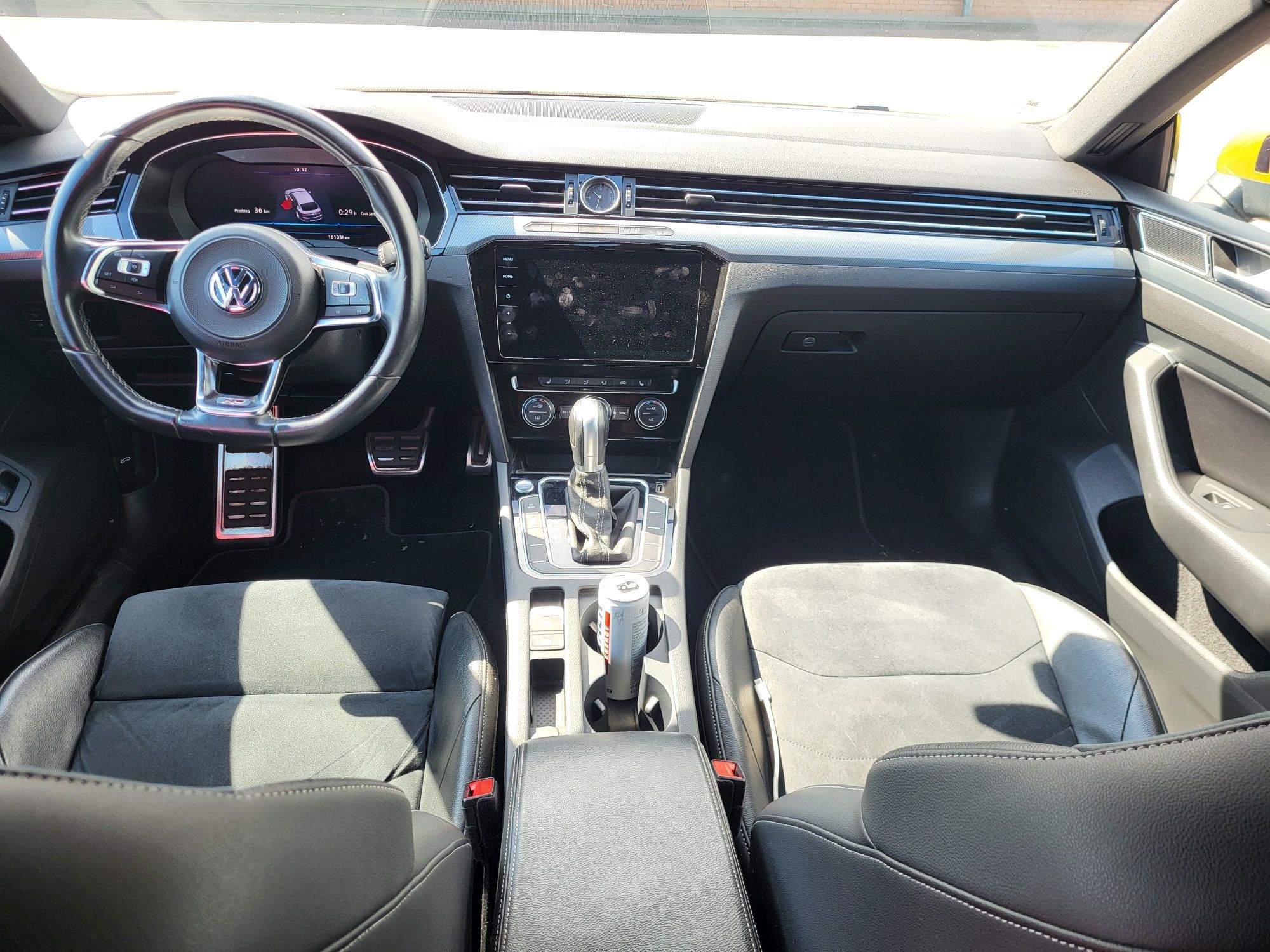VW Arteon 2.0 R-Line