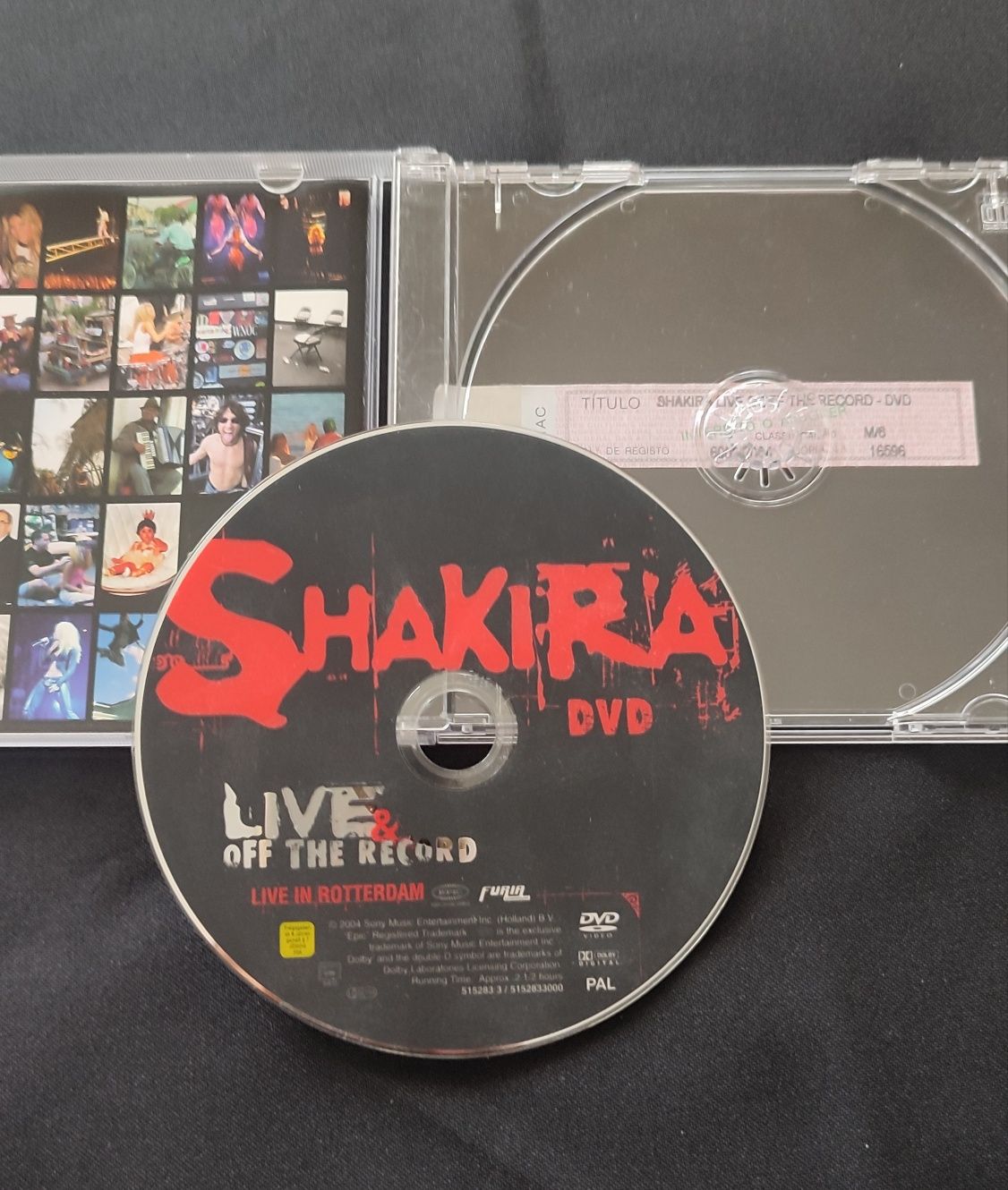 Shakira - Live & off the Record