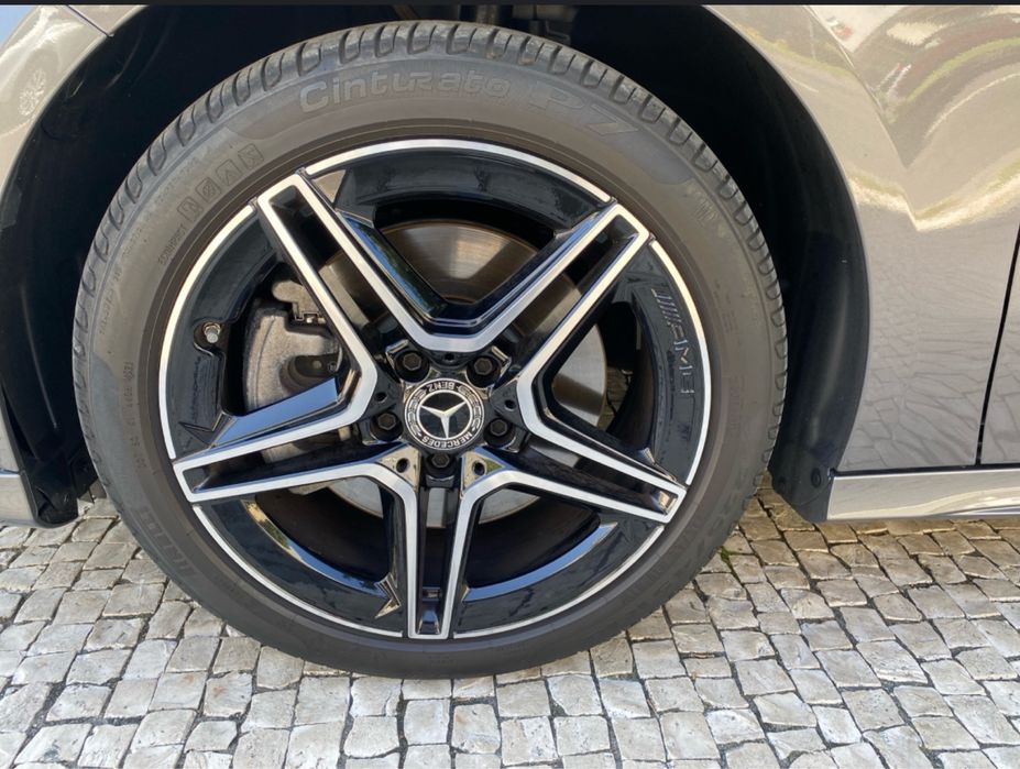 4 jantes 18’ AMG da Mercedes com pneu