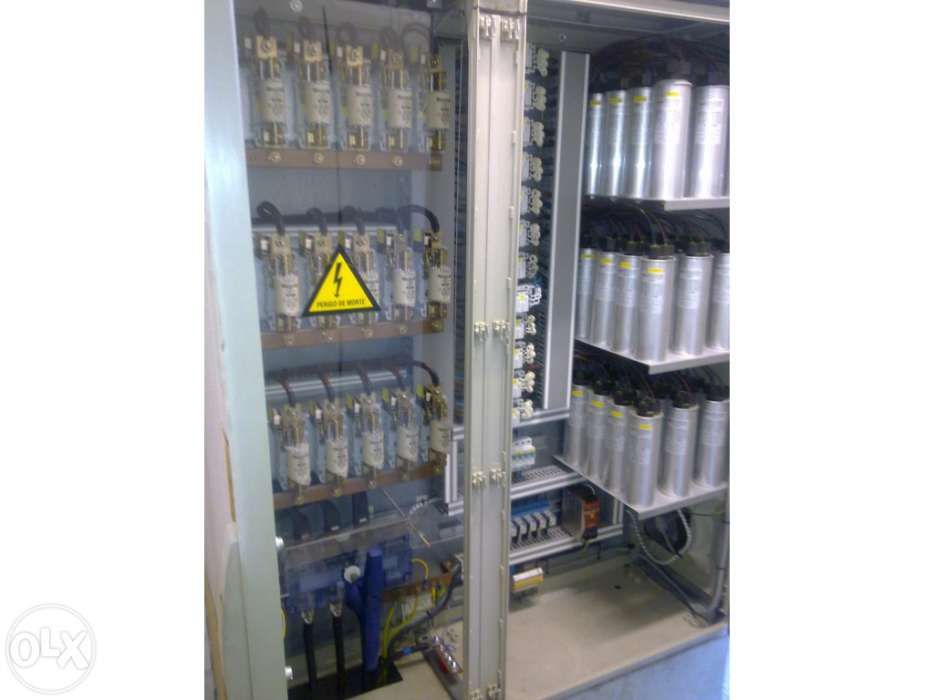 Quadros de Compensação de Energia REACTIVA