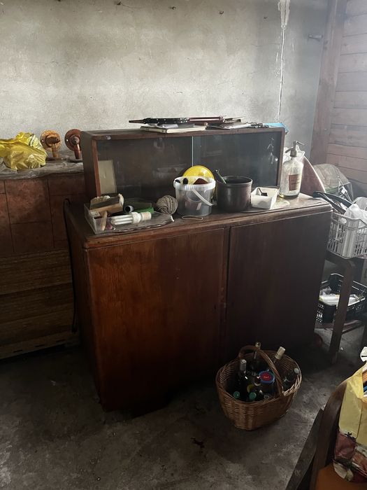 Oddam stare meble za darmo