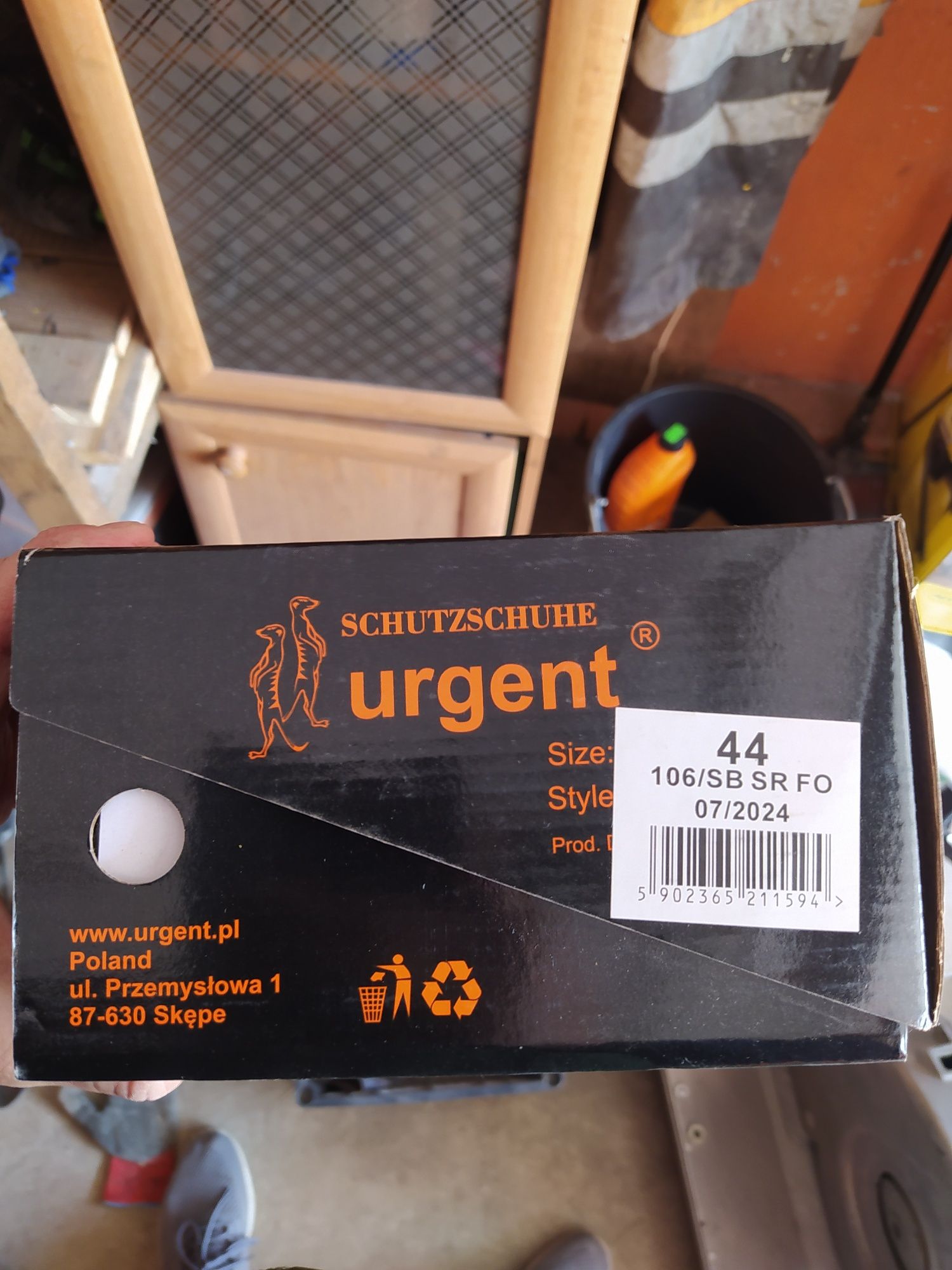 Buty robocze wzmacniane