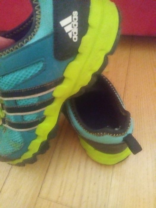 Buty adidas rozmiar 38 i 2/3 czarne zielone żółte