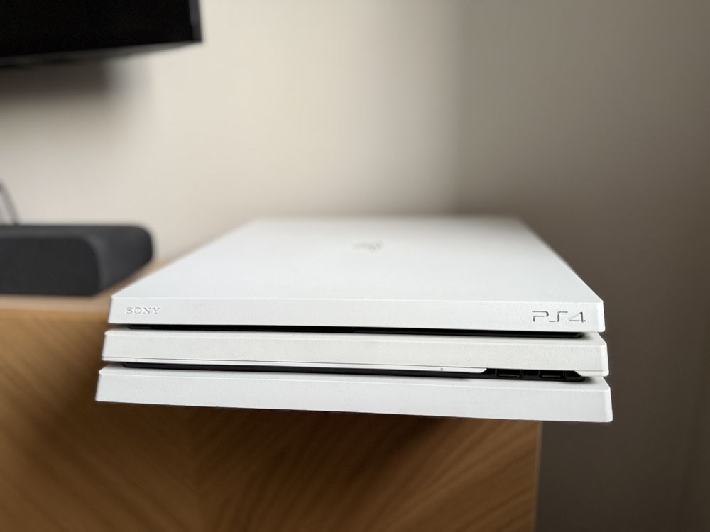 Konsola PS4 Pro Jailbreak Sony Playstation 9.51