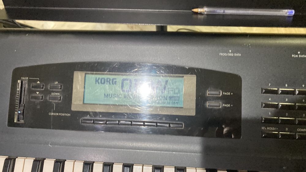 Korg 01/W FD - 61 teclas