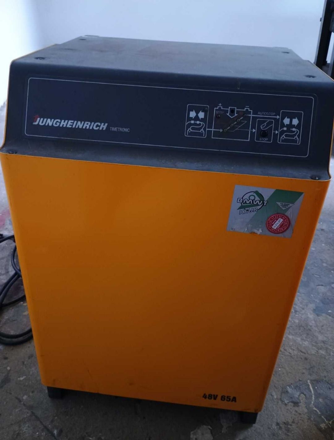 Ładowarki do wózków widłowych Jungheinrich 48V 65A --- 48V 80A --- 24V