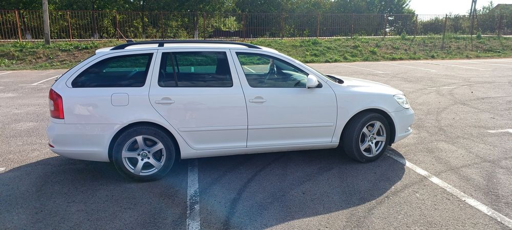Skoda 1.4 tsi avtomat 2012